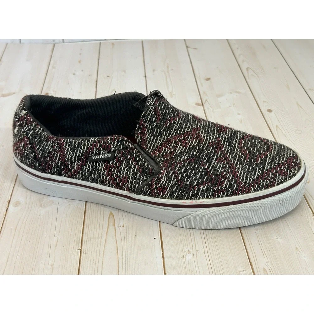 Vans Baja Knit Hoodie Women's Sz 6.5 Gray Burgundy Color way Classic Slip On